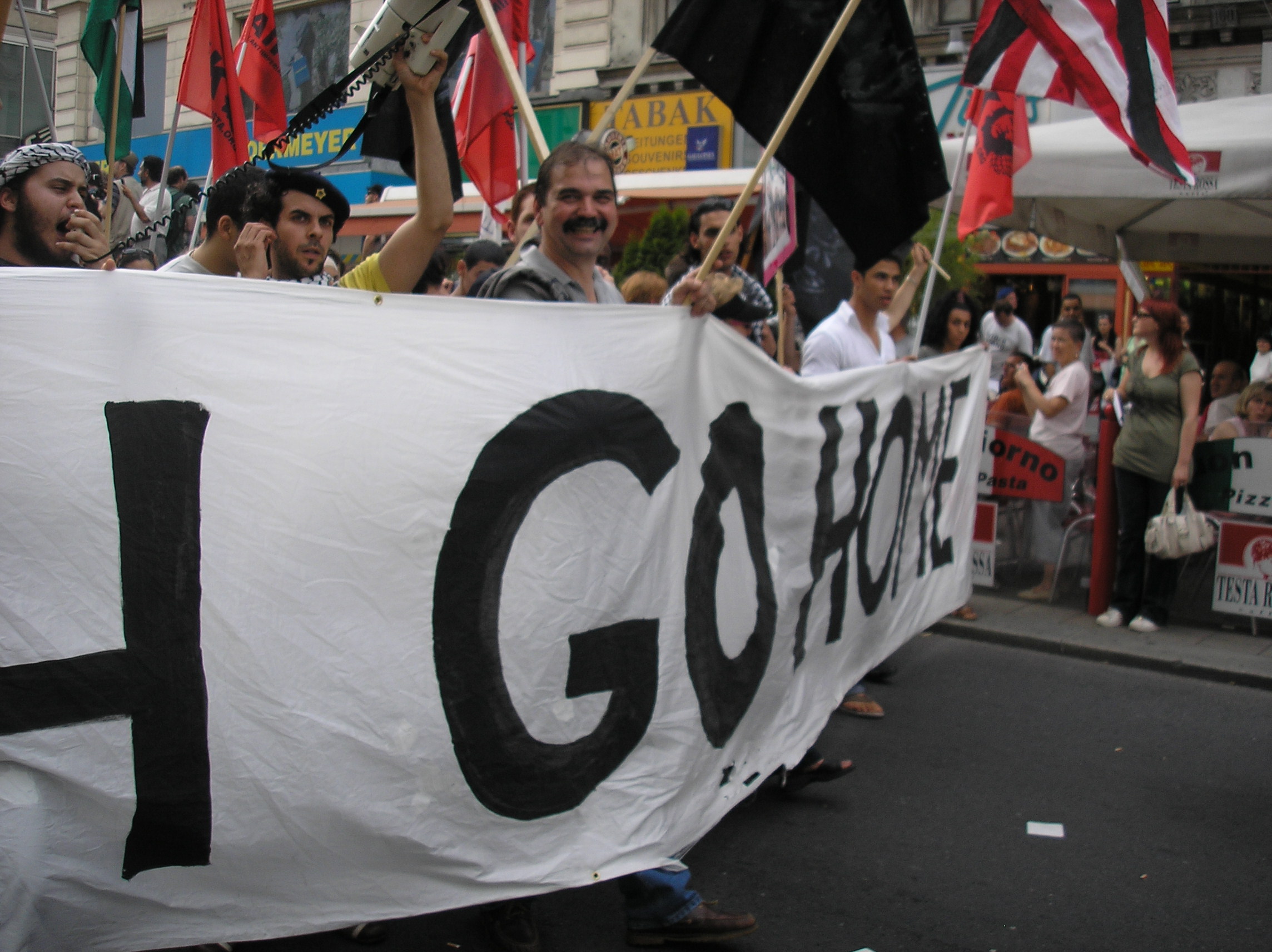 Contingent of the Anti-imperialist Camp in the Anti-Bush march June 21