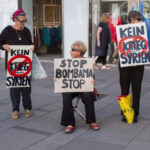 Protestkundgebung der Frauen in Schwarz 7.9.13. Wien